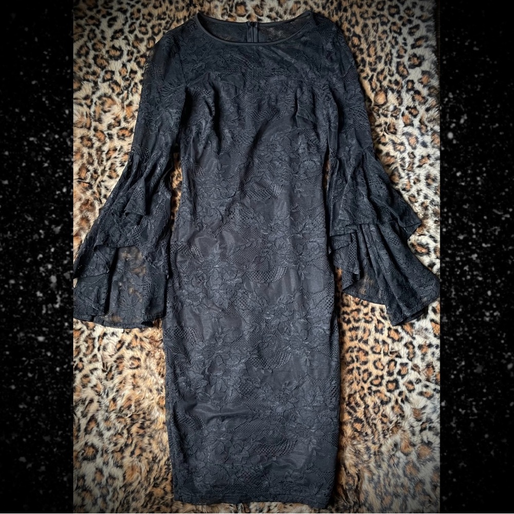 Gothic Black Lace Dress Bell Sleeves xs